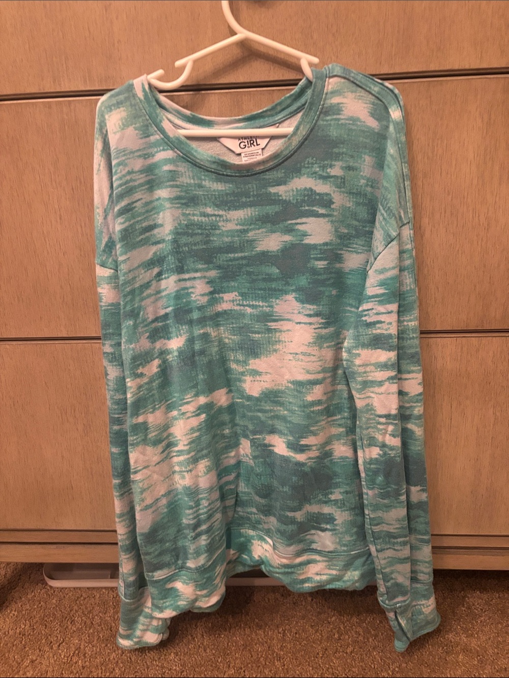 Athleta Girl Teal and White Marbled Long Sleeve Sweatshirt L/12